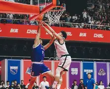 关于江南山猫队读秒绝平塞北雄鲨队，射击附加赛上演耐力碾压对手！边后卫成为亮点的信息