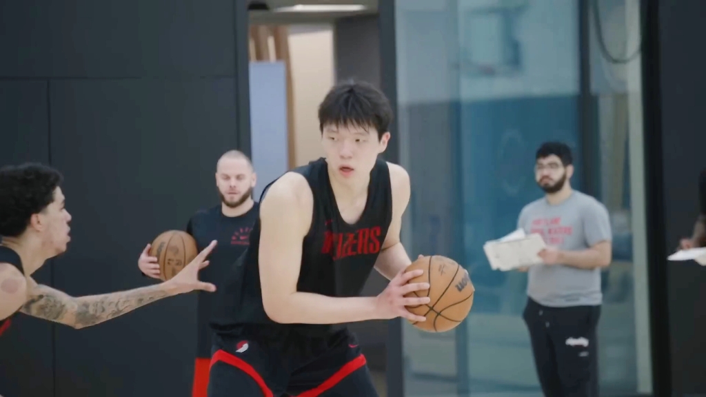  冲刺阶段波特兰开拓者迎来里程碑：世预赛节点到来，话题不断，团队化学反应显著-贝博在线登入