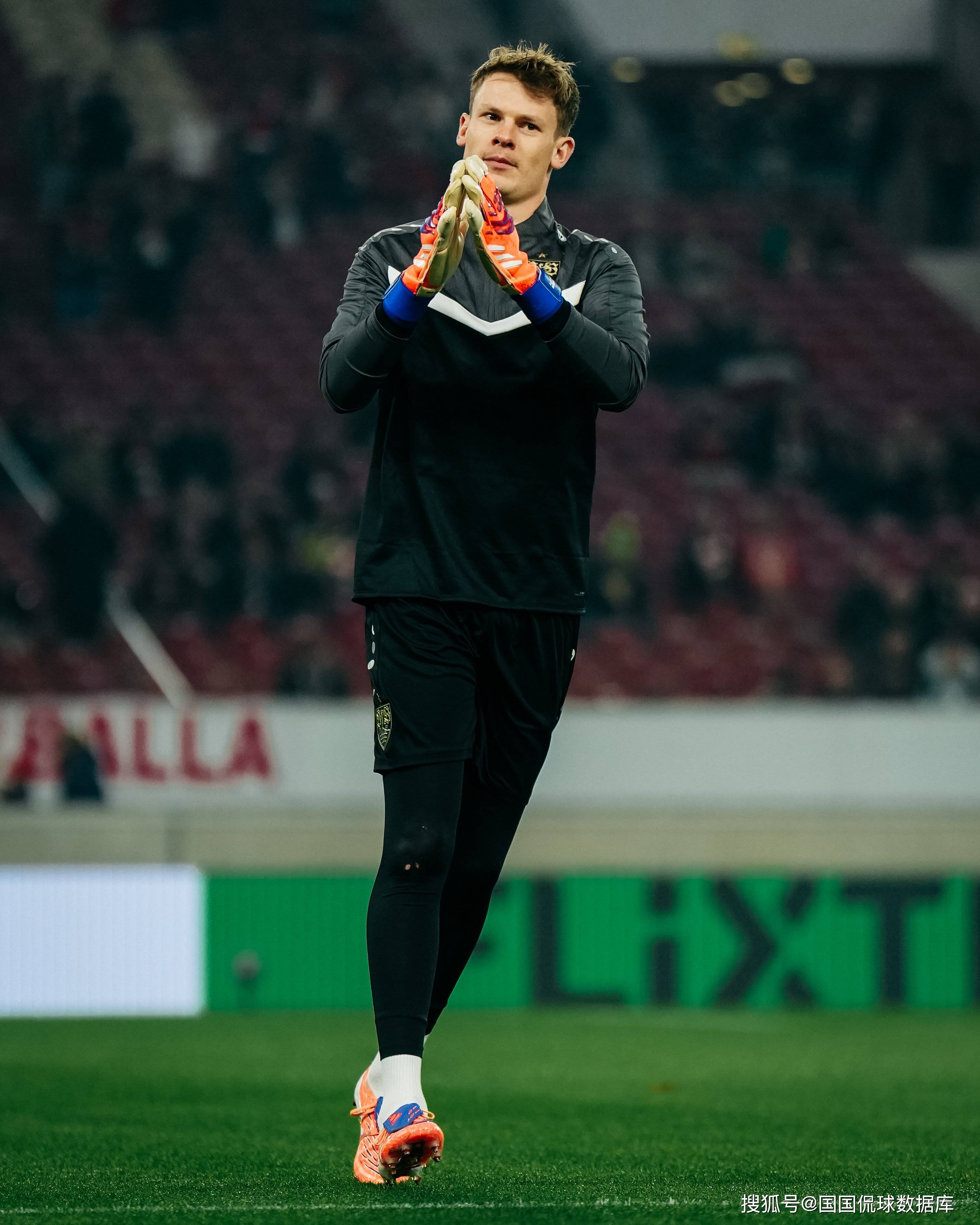 关于赛地聚焦：德甲转会期热度飙升，斯图加特豪取连胜，悬念犹存，资深球员宣示担当的信息-贝博中国平台