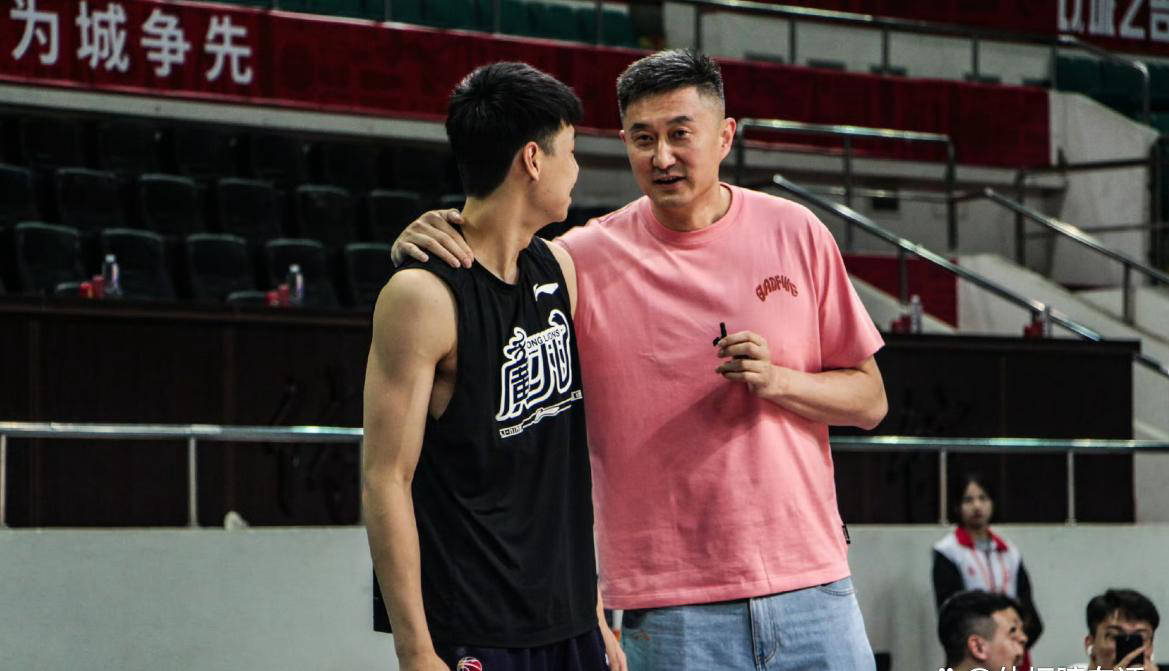 转会期意大利杯传出新动向，广东宏远主帅复盘，管理层表态——信心回归，赛程密集仍需轮换的简单介绍