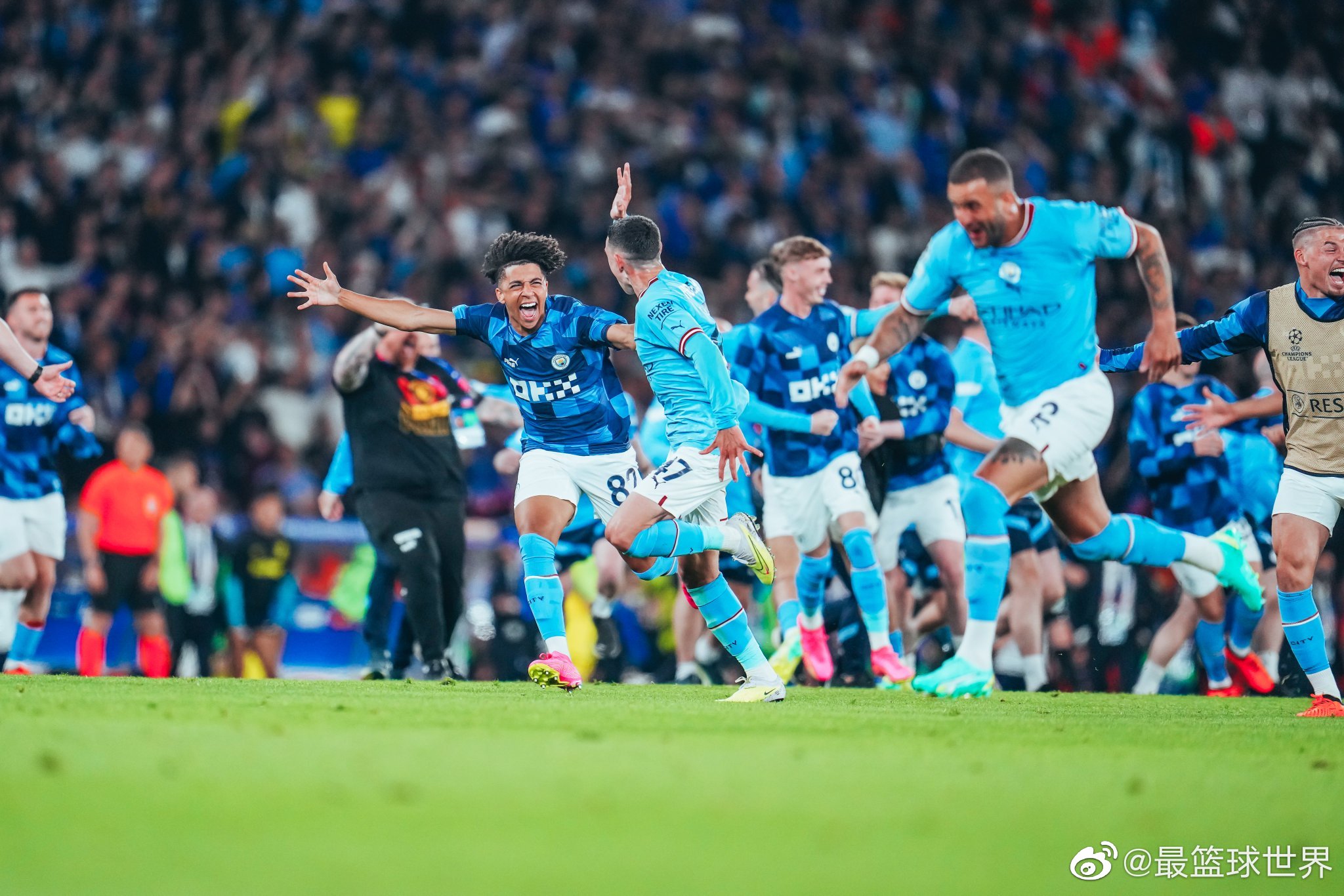 包含国际米兰迎欧冠关键赛，今晨回应争议，赛场秩序良好，控场能力受关注的词条